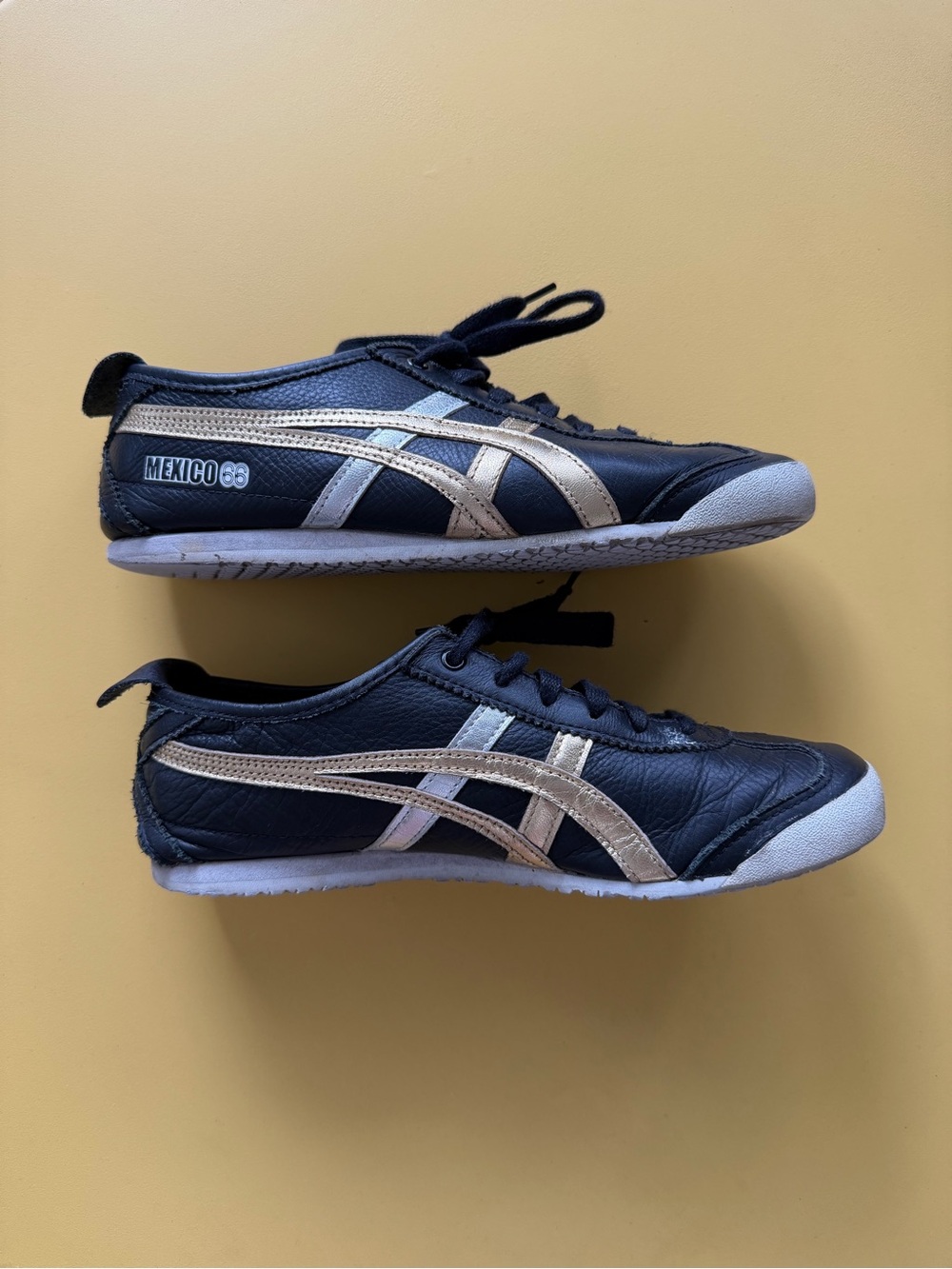 Onitsuka Tiger Mexico 66 Leather Sneakers - Black/Gold